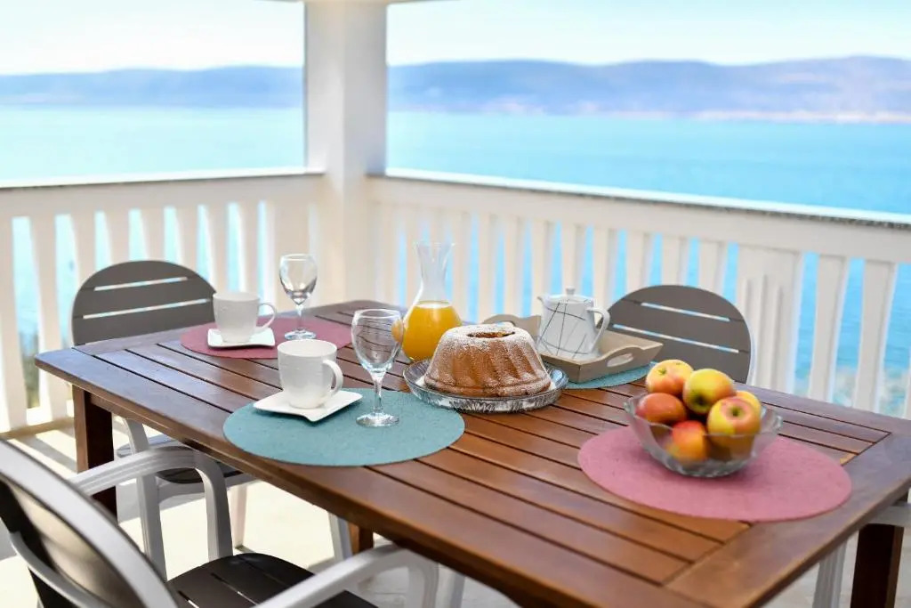 Apartments Martom