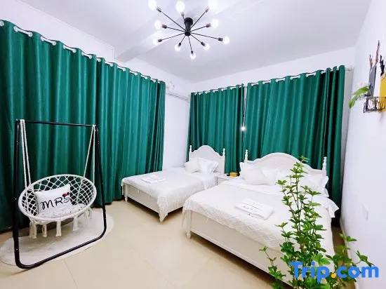 Yiyuan Yameng Homestay (Weizhou Island Colorful Beach Scenic Area)