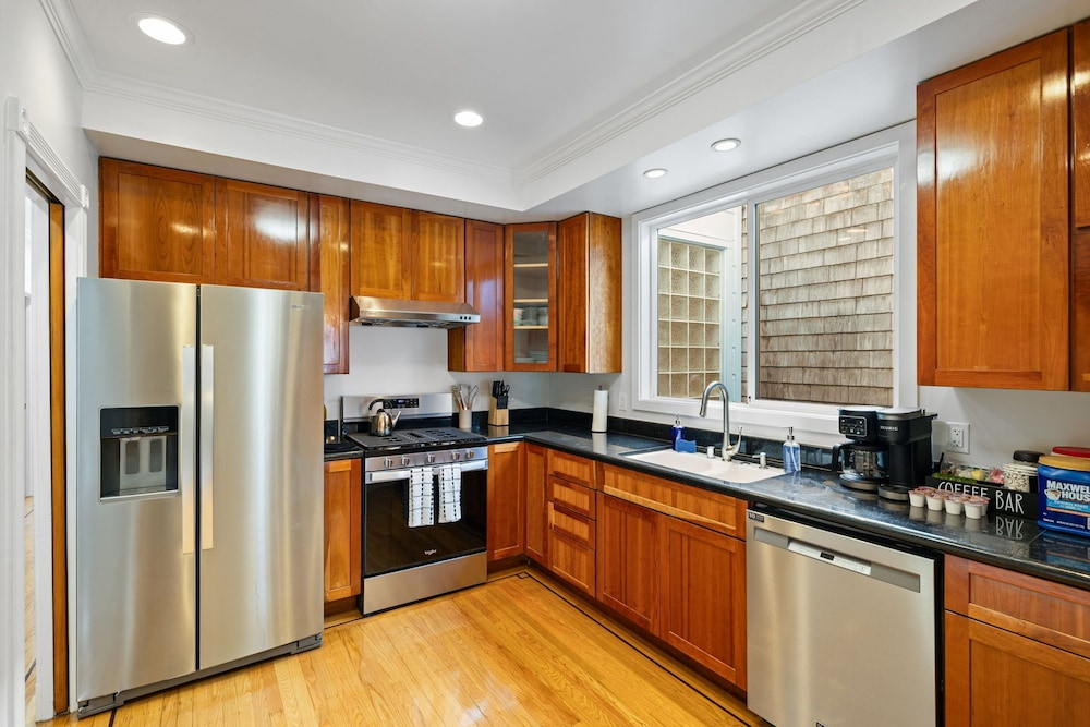 ROVE LIVING KL- 18th Ave