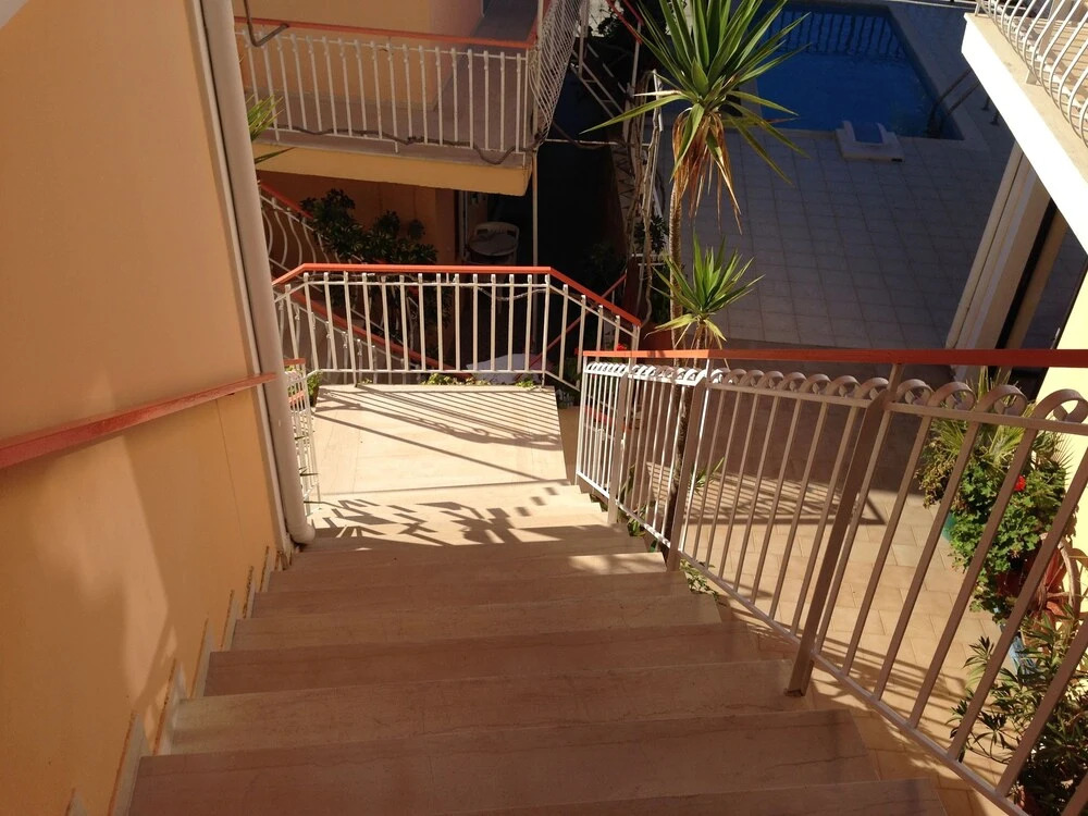 Oasis Complex