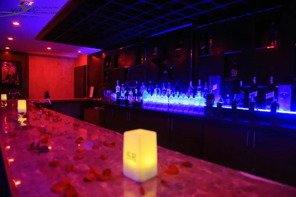 Sunland Hotel