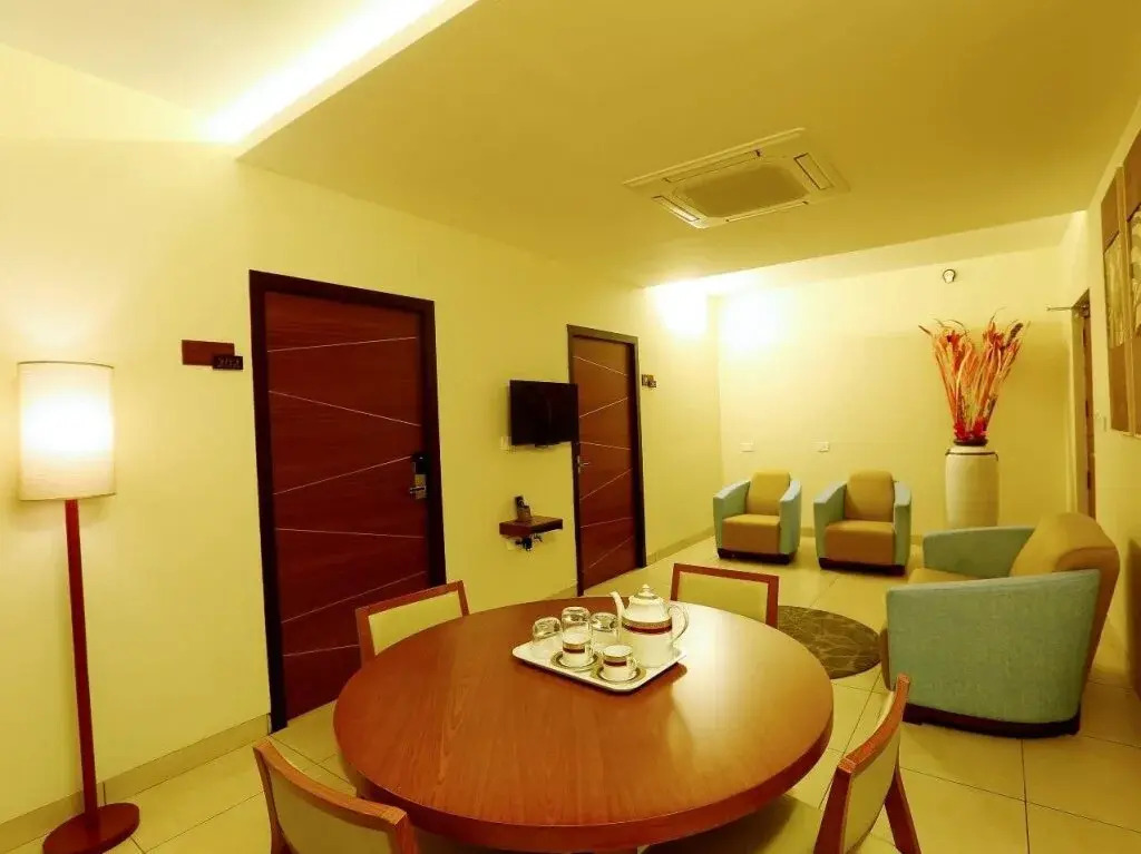 Hotel Fortune Suites