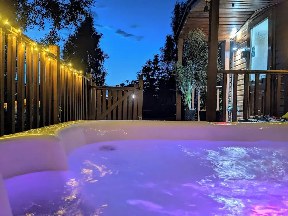 Felmoor Park Northumberland Lodge with Hot Tub - 4