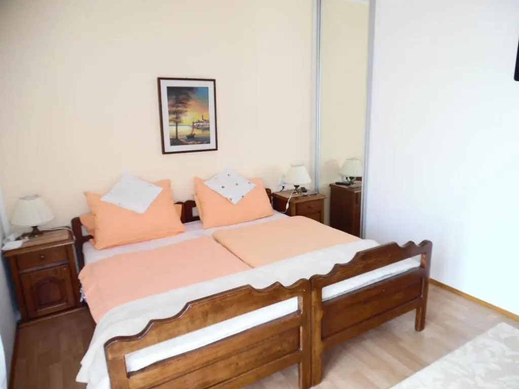Apartments Fina