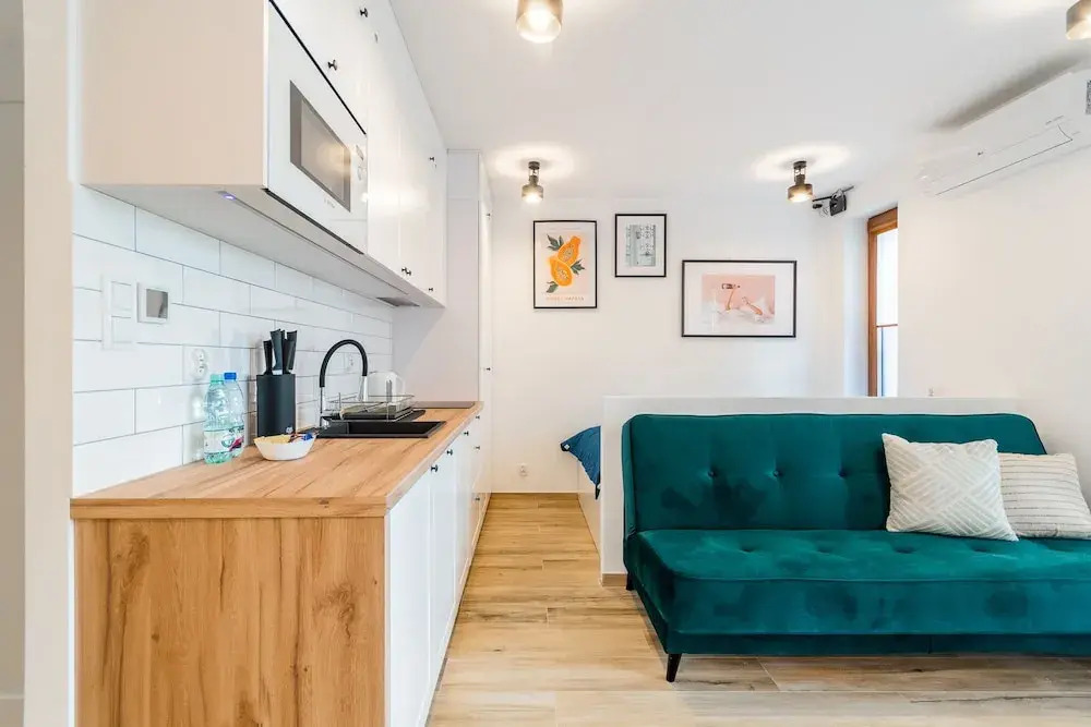 APARTAMENTY MIERZEJA - STEGNA PARK STUDIO, 500m od plaży, bezpłatny meleks