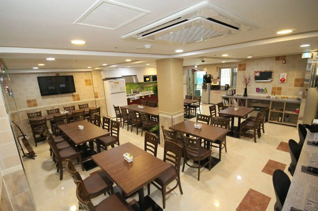 BoA Travel House