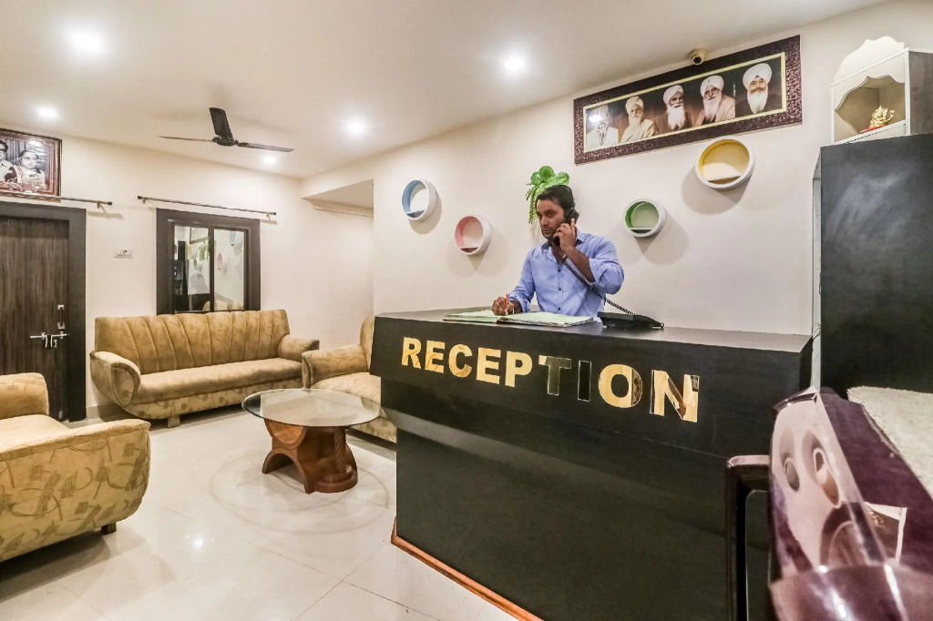 SPOT ON 62429 Hotel Ashoka