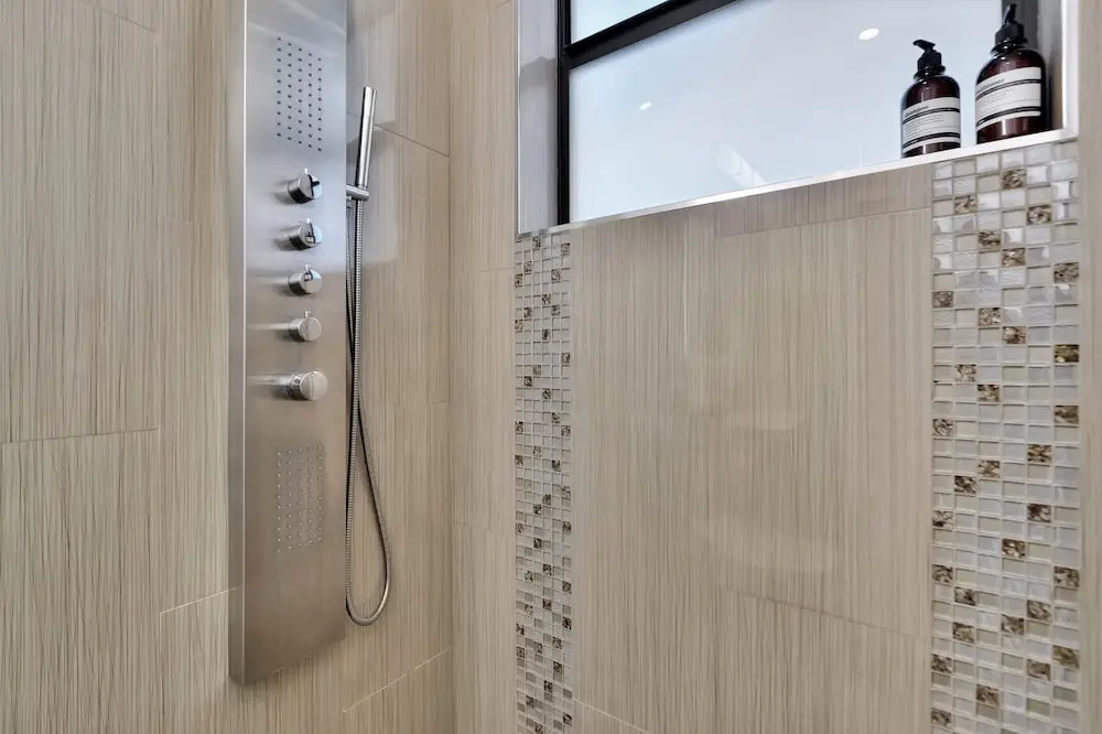 Lynora's Luxe Estate Modern Design