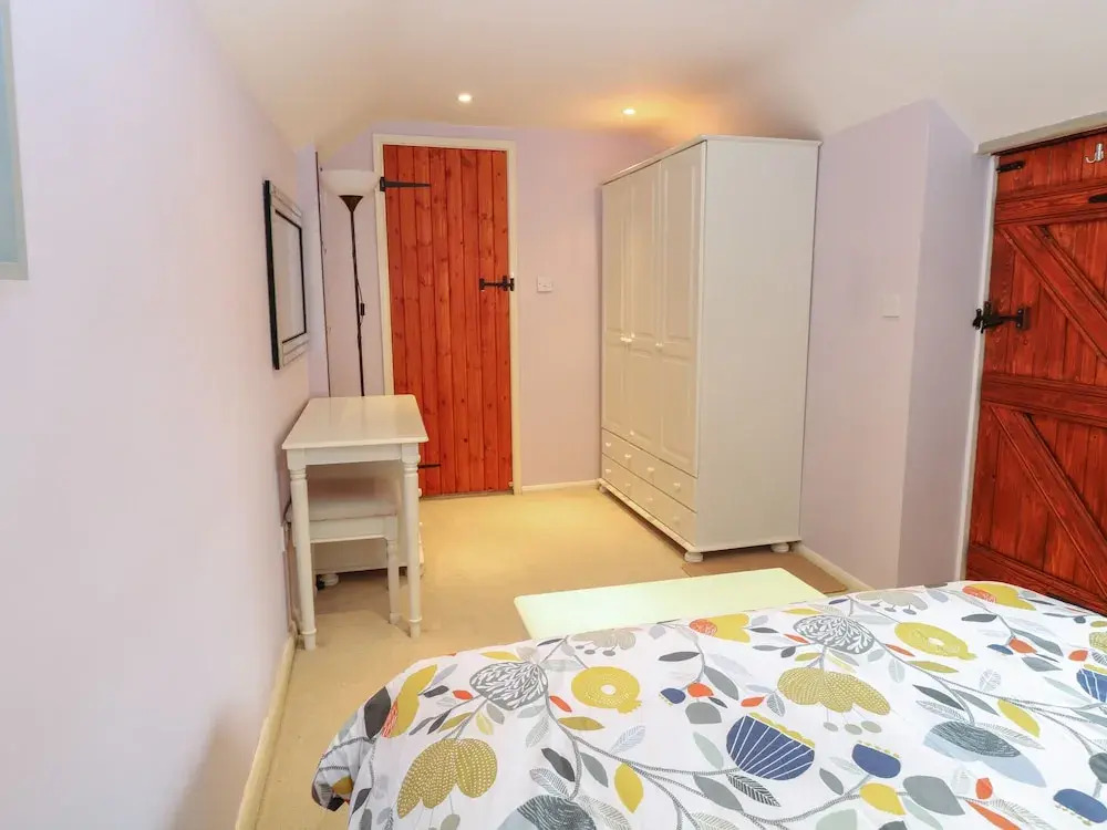 Compass Cottage