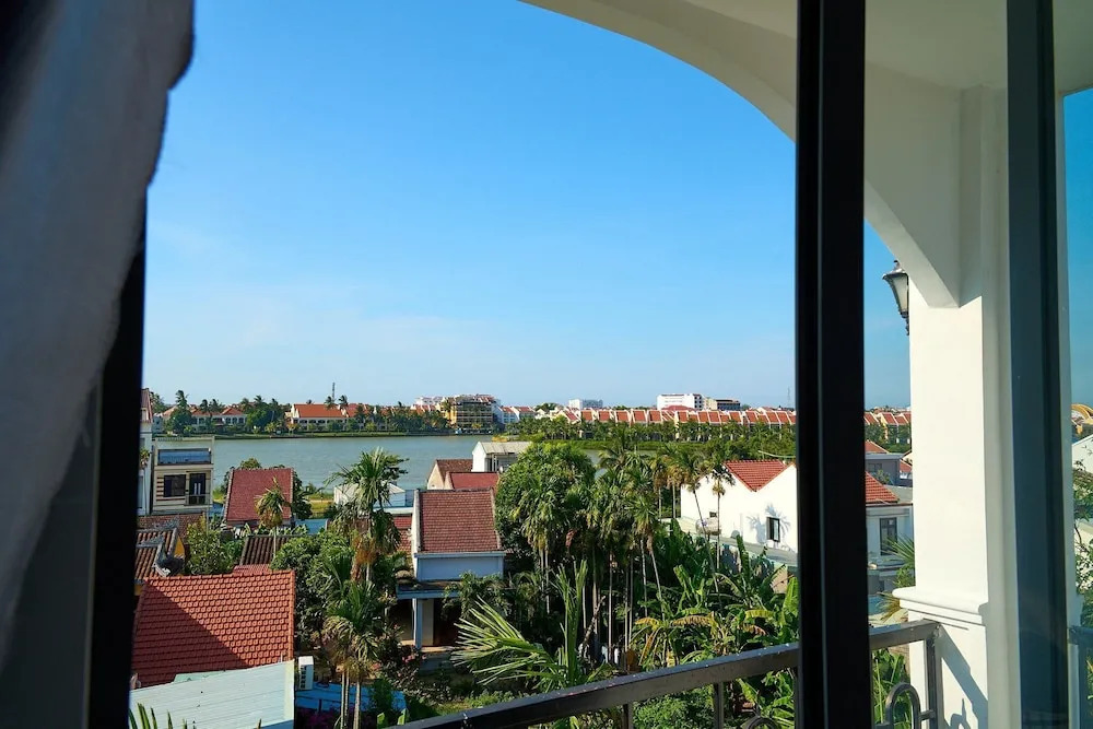 Hoi An Legend Charm Boutique Hoi An Hotel