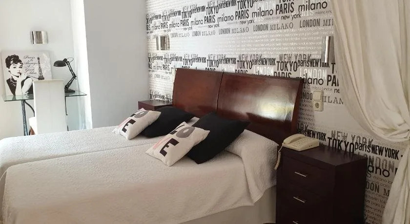 Hotel Iris La Eliana