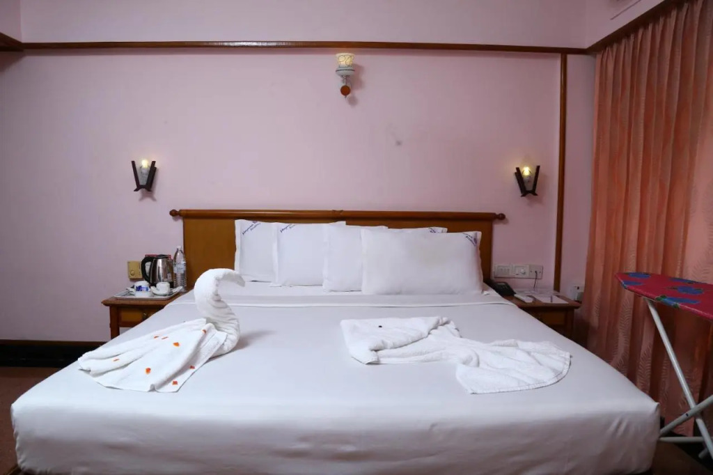 Mayura Residency