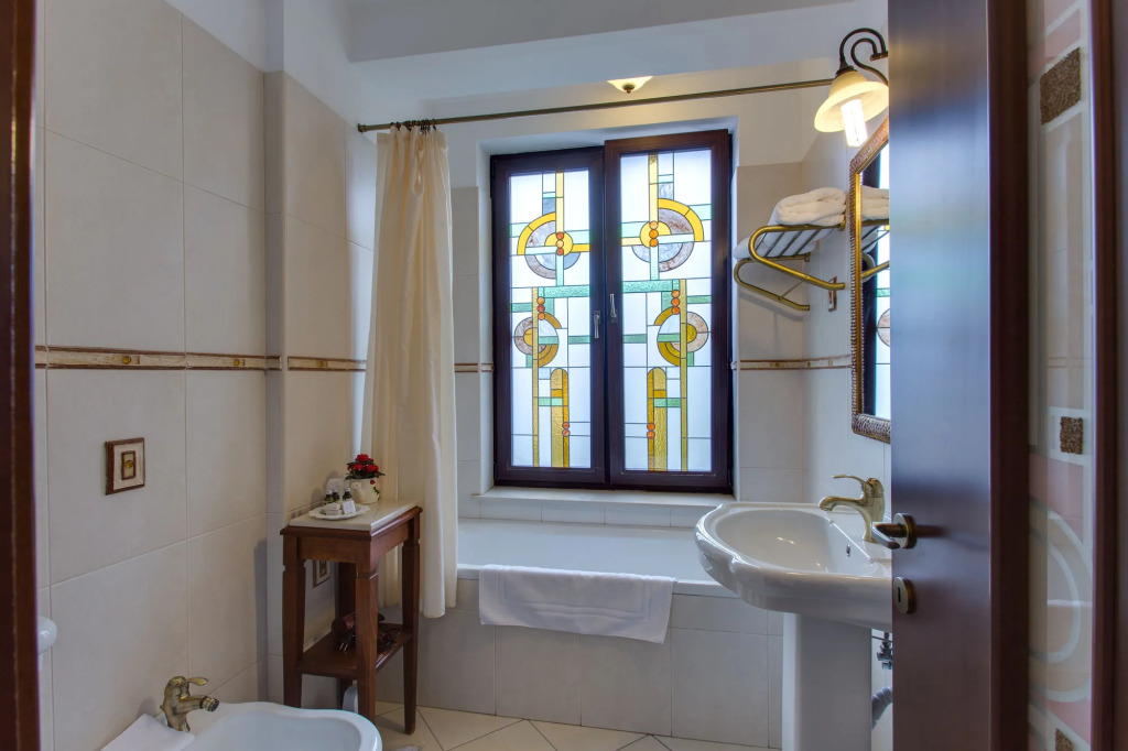 Vila Paris Boutique Hotel