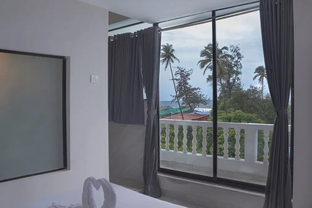 Sandbanks Beach Resort