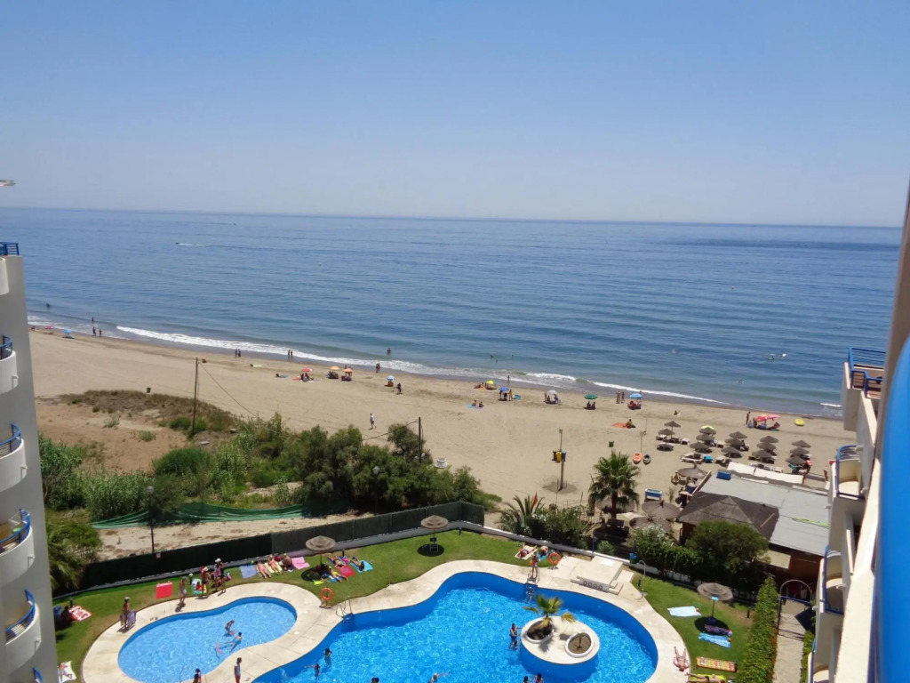 Frontal Sea Views 368