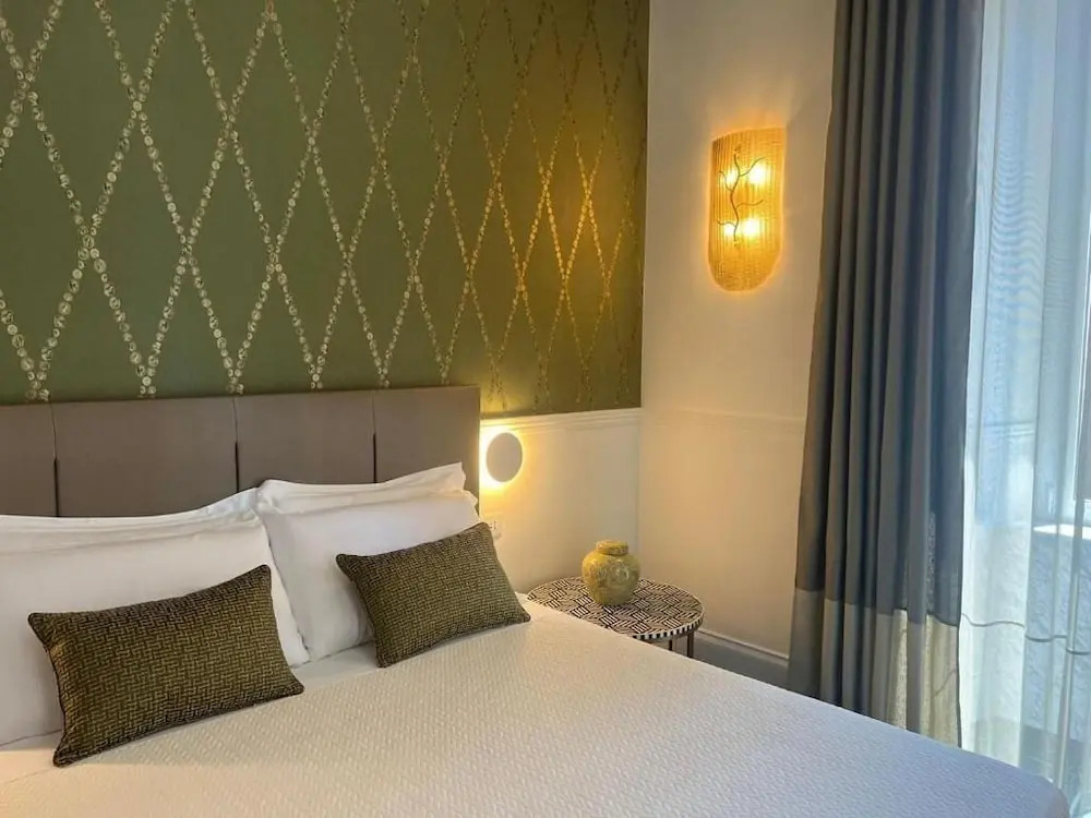 Lovely Rooms