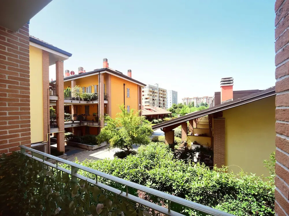 Urban District Milan Navigli With Terrace