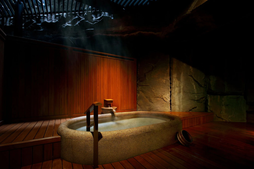 Aki Grand Hotel & Spa