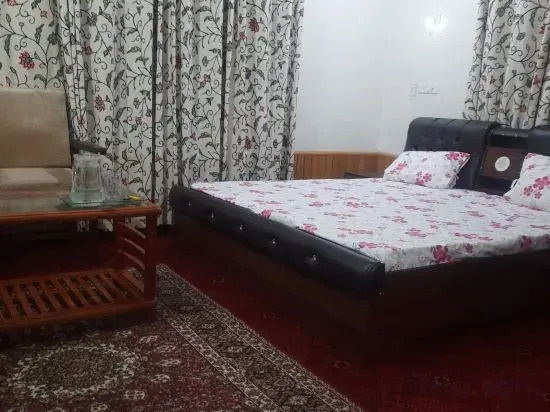 Bashaw Residency Top Rated In Srinagar Only 6 Kms from Srinagar International Airport And Only 5 Kms From Srinagar Railway Station