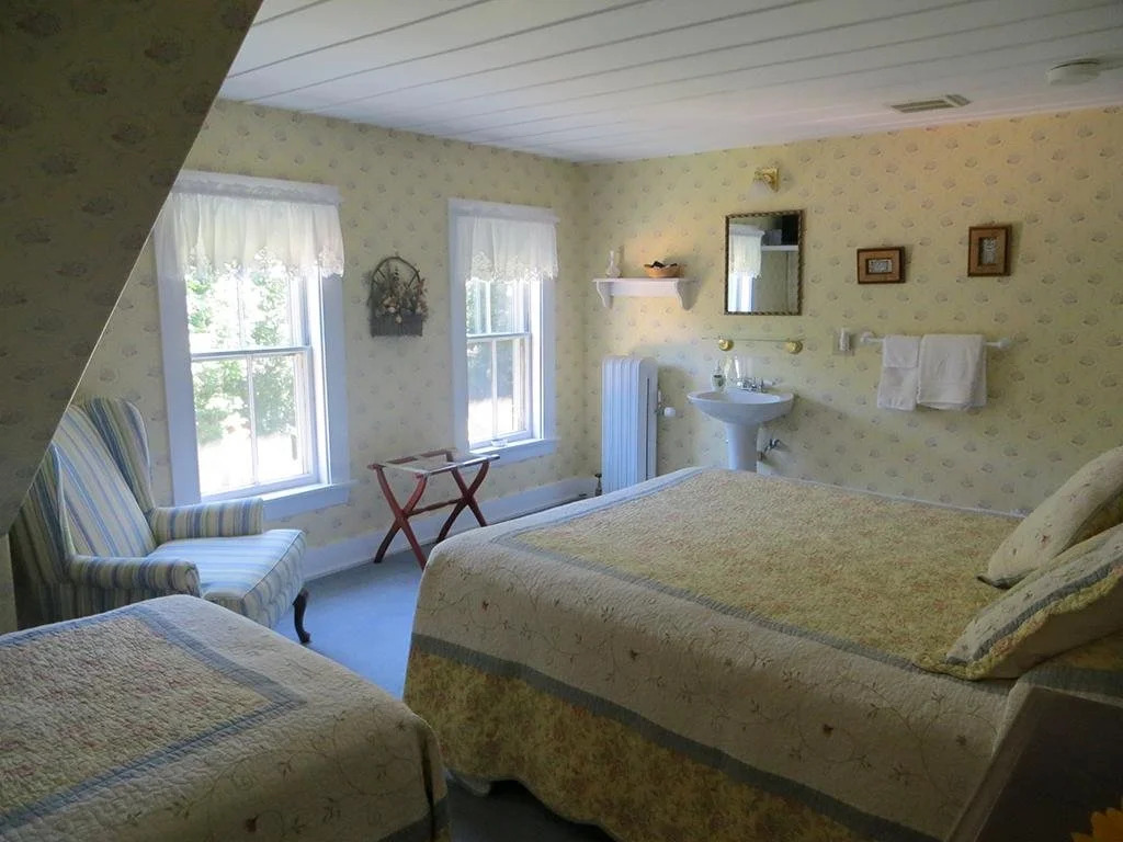Carter Notch Inn