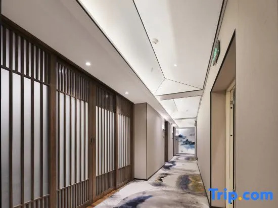 Stranger Light Residence Hotel (Shangqiu Wanda Plaza Store)