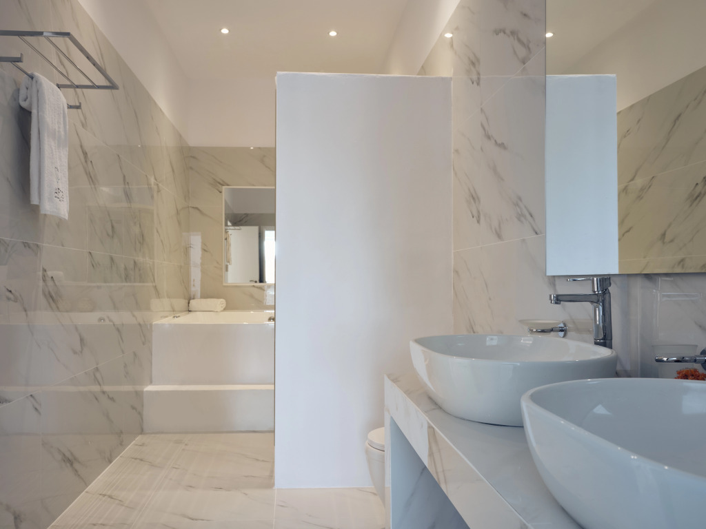 Arcs Suites & Residences