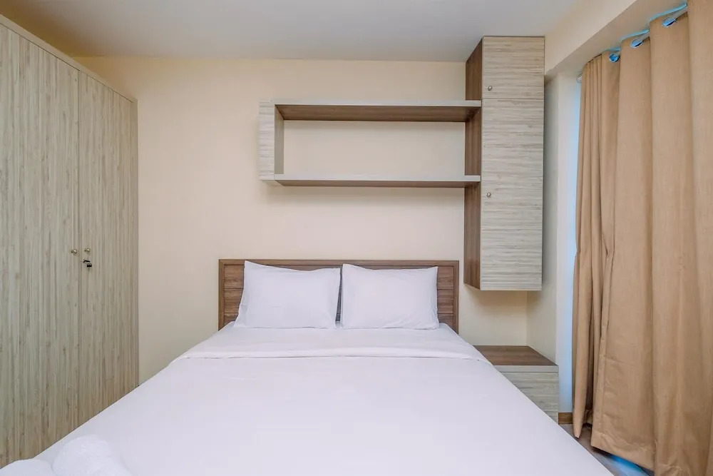 Comfortable And Warm 2Br At Tifolia Apartment