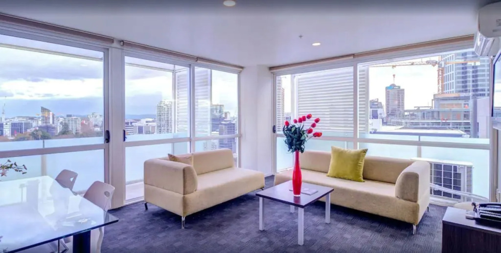 The Quadrant Hotel & Suites