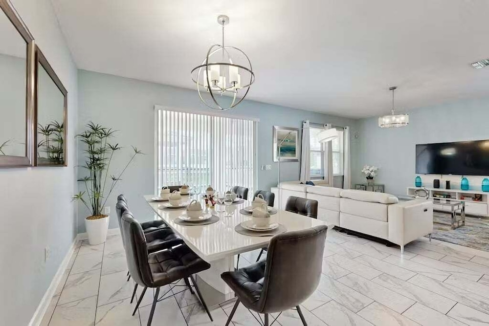 1580sbd-the Retreat At Championsgate 8 Bedroom Villa