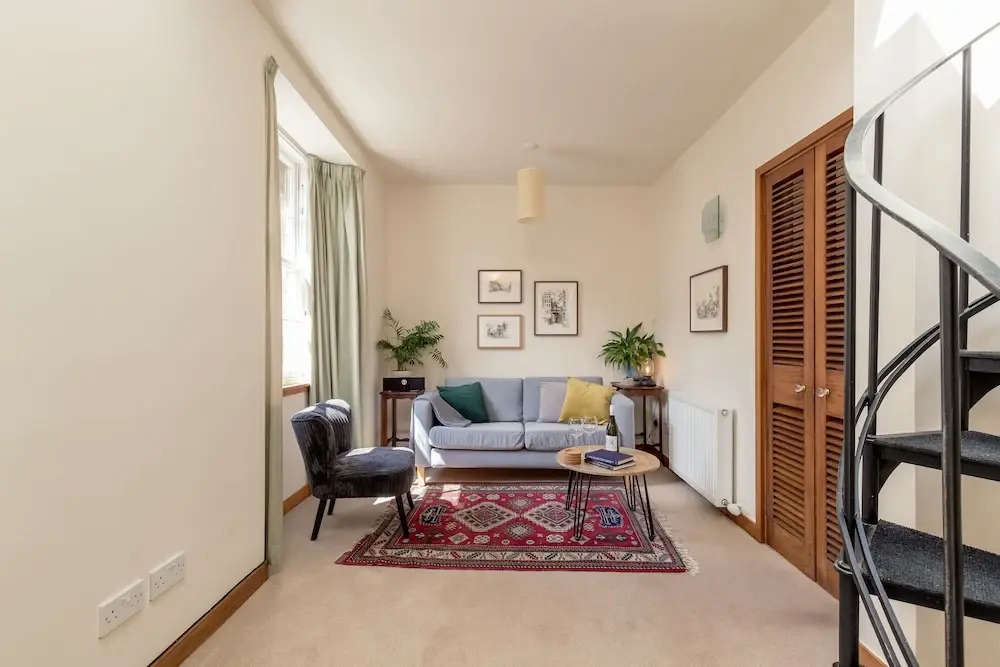 Altido Charming mews flat near the Dean Bridge
