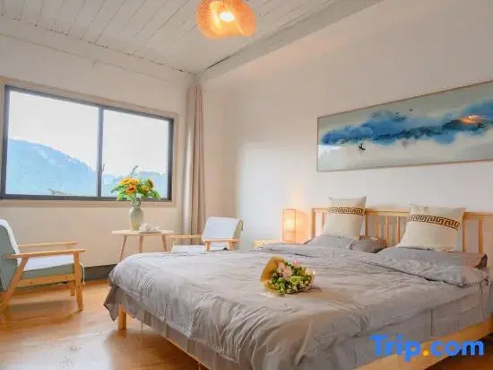 Yunqi Mountain Residence · Villa Scenic View Vacation Boutique Stay (Fenghuang Ancient Town)