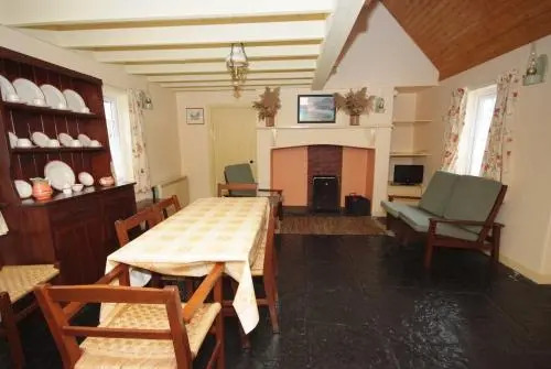 Killarney Lakeland Cottages