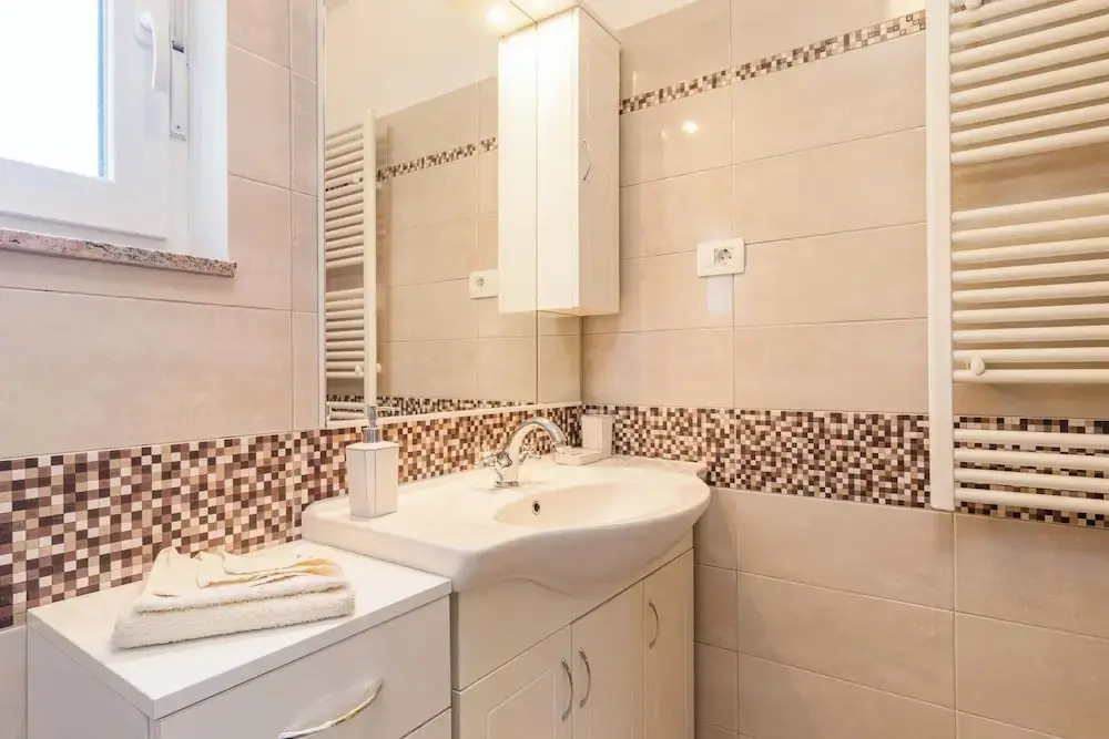 Lovely Family Bungalow With Private Pool