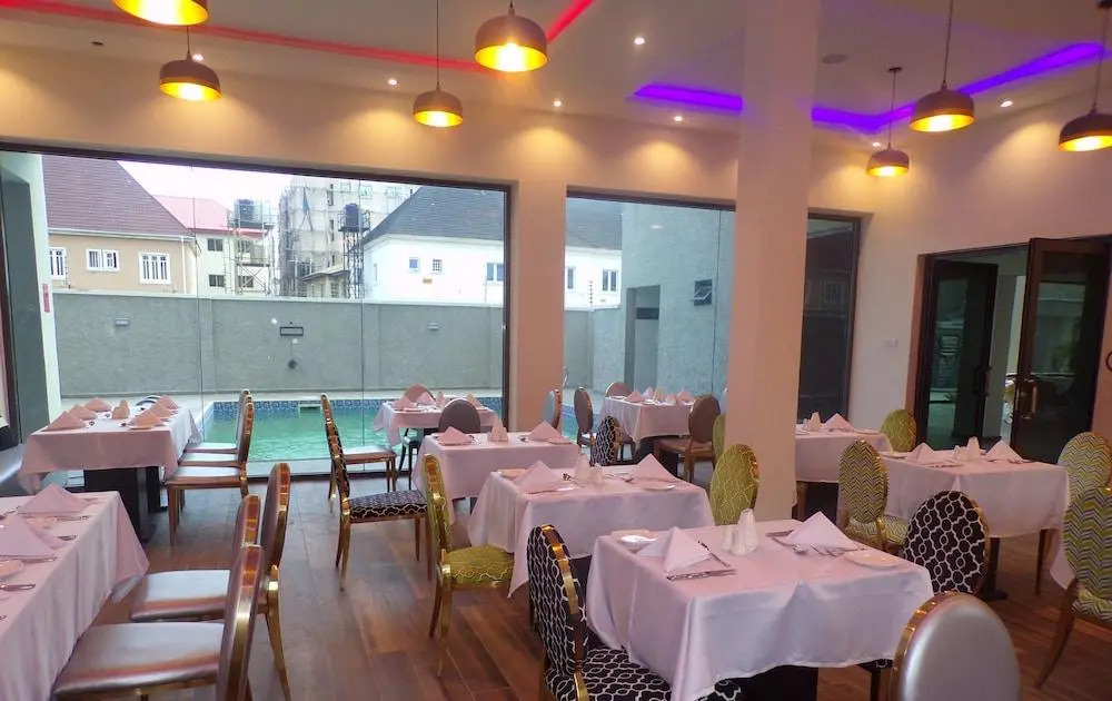 Mayhill Hotel