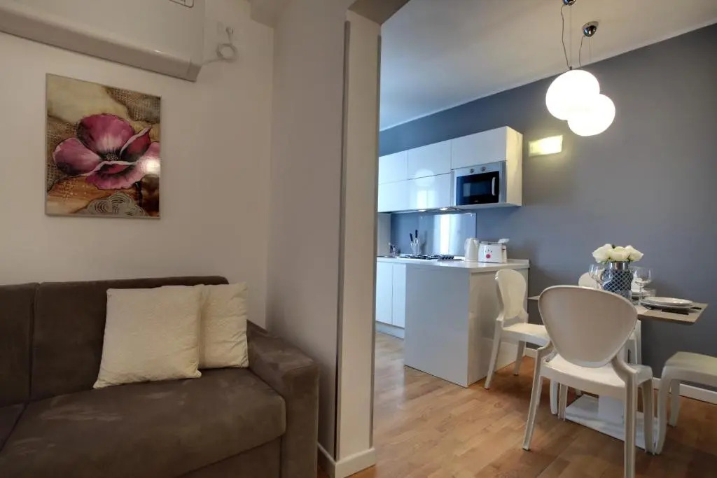 Botteri Palace Apartments by Wonderful Italy