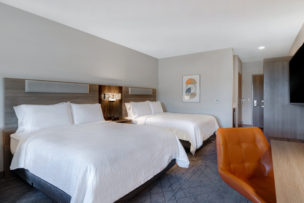 Holiday Inn Express & Suites Ontario - Chino Hills by IHG