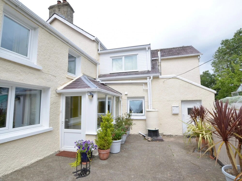 Holiday Home With Floor Heating, Authentic Wooden Beams and a Beautiful Garden