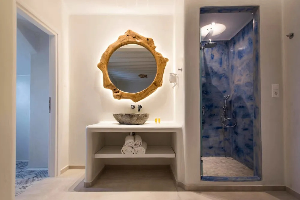 Sahas Suites
