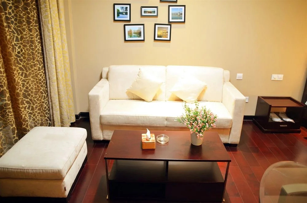 CQ Apartment Xingguang Branch