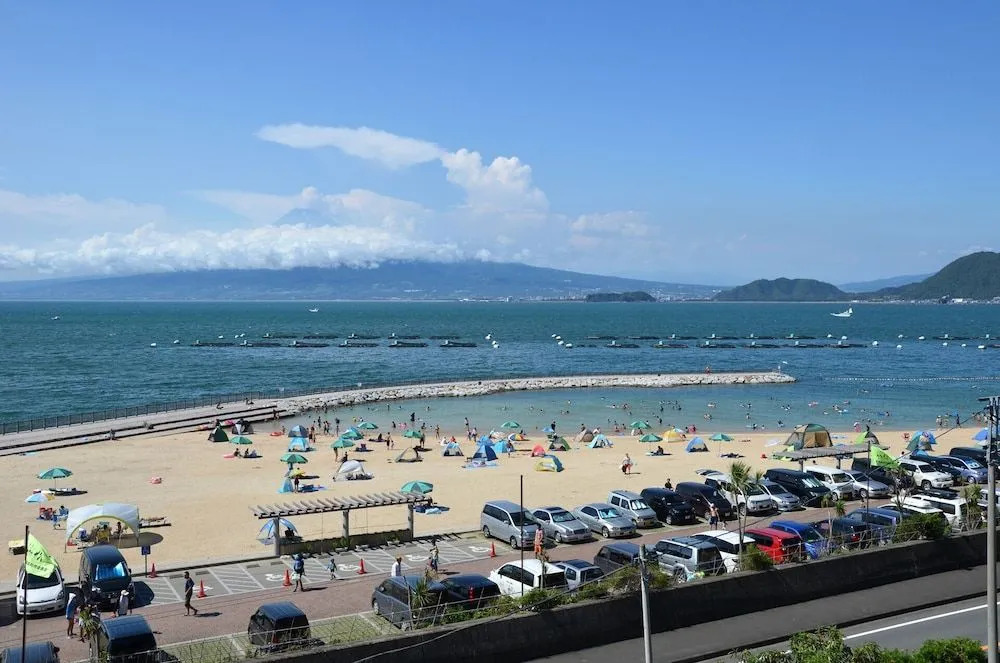 Minato Oasis Numazu / 沼津観光の中心、伊豆観光の拠点に好立地！沼津港に位置し交通・飲食・コンビニ等至便です！