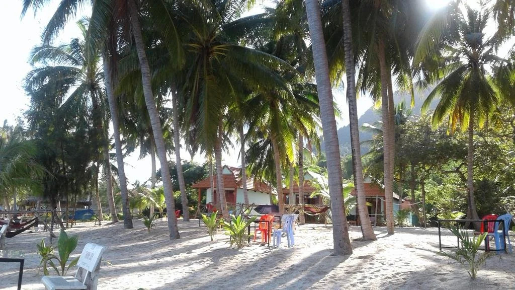 Kiki Coconut Beach Resort