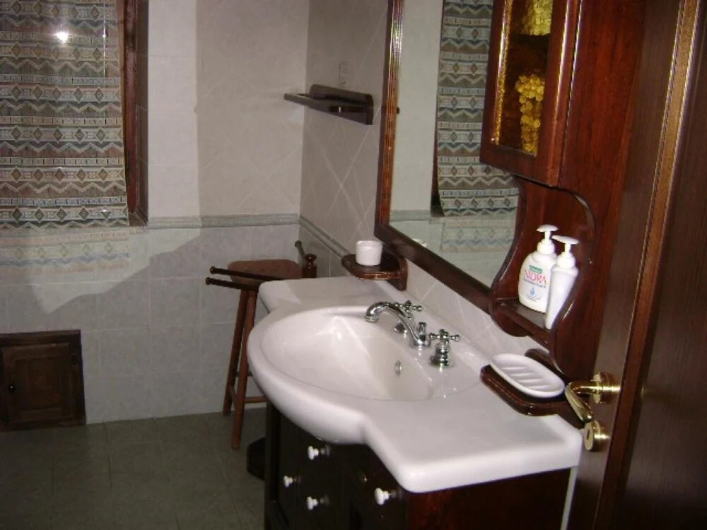 Apartment With 3 Bedrooms in Lorica, With Wonderful Lake View, Enclose