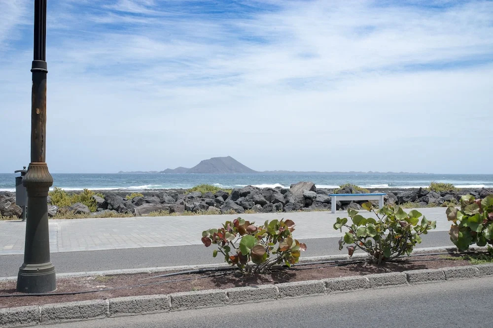 Lightbooking - Tres Islas Corralejo