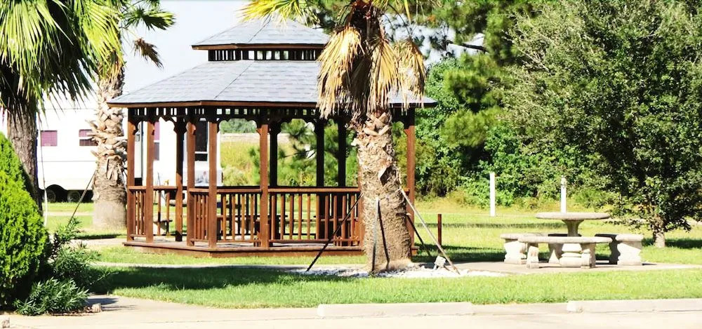 Winnie Inn Suites & RV Park