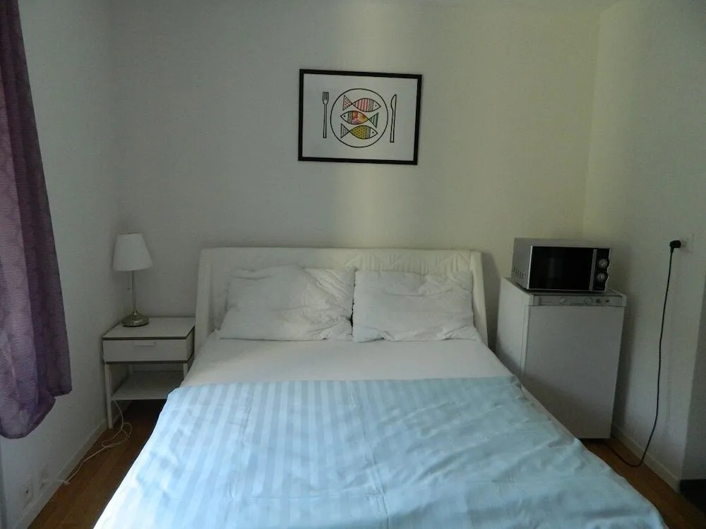 Rent a Home Delsbergerallee - Self Check-In