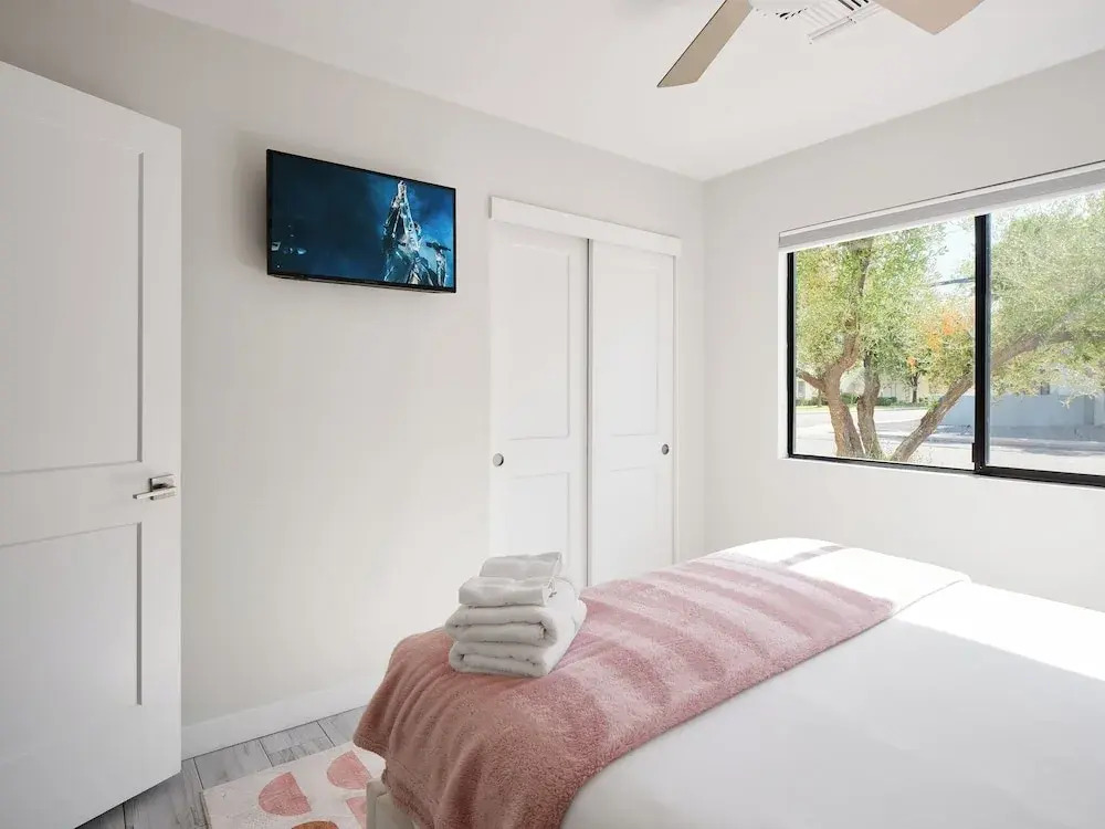 Sunset - Private Pool & Spa - Walk to Old Town