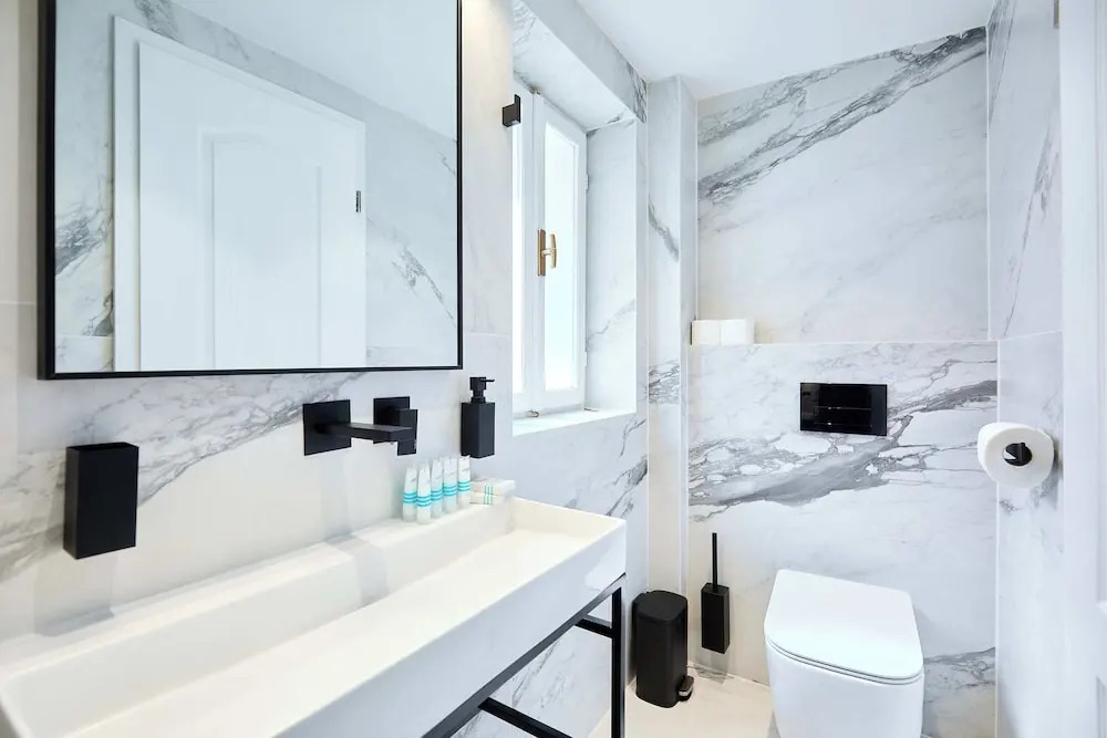 Black Water Bay house