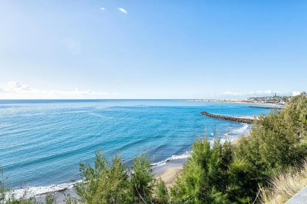 Apartamento a pie del mar