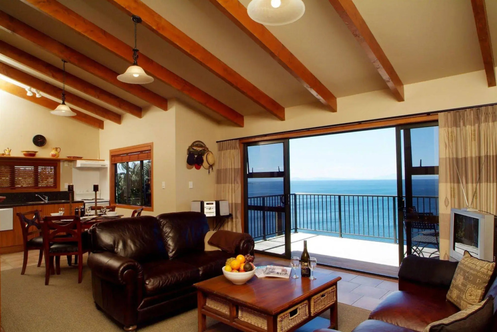 Oreti Collection - By Vacations in Paradise