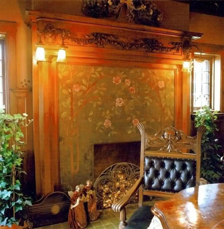 The Brumder Mansion